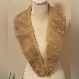 Vintage Mink Collar Approx 1940s-early 50s Tans, Beiges Trending Luxe